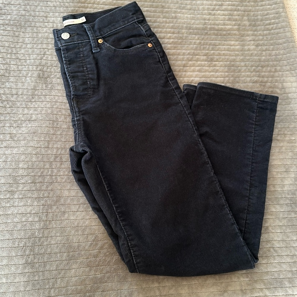 Levi’s Wedgie Straight Cords Size 26